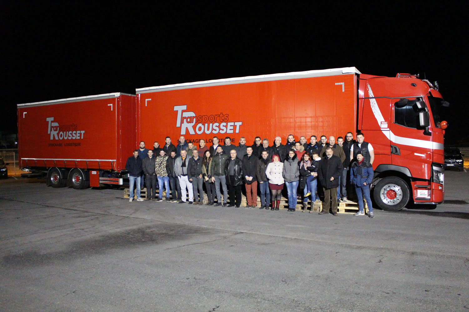 L'équipe de Transports Rousset - Transport routier international